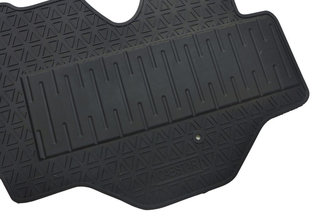 Custom Rubber Car Mats for Nissan Cabstar RHD Haiheng Rubber